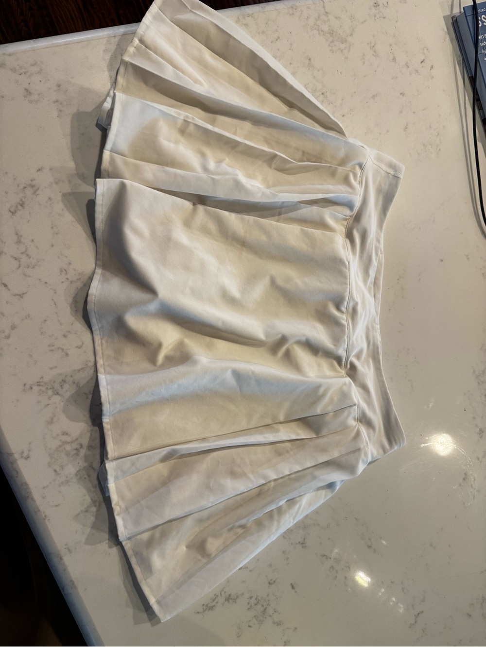 Lululemon skirt size 8